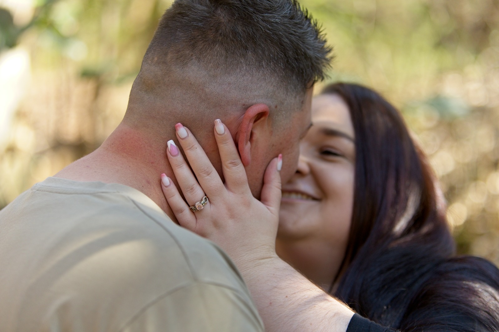 Marinda showing her engagement ring